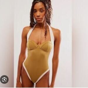 HAH Pull Through One Piece Swimsuit in Shroom NWT Medium